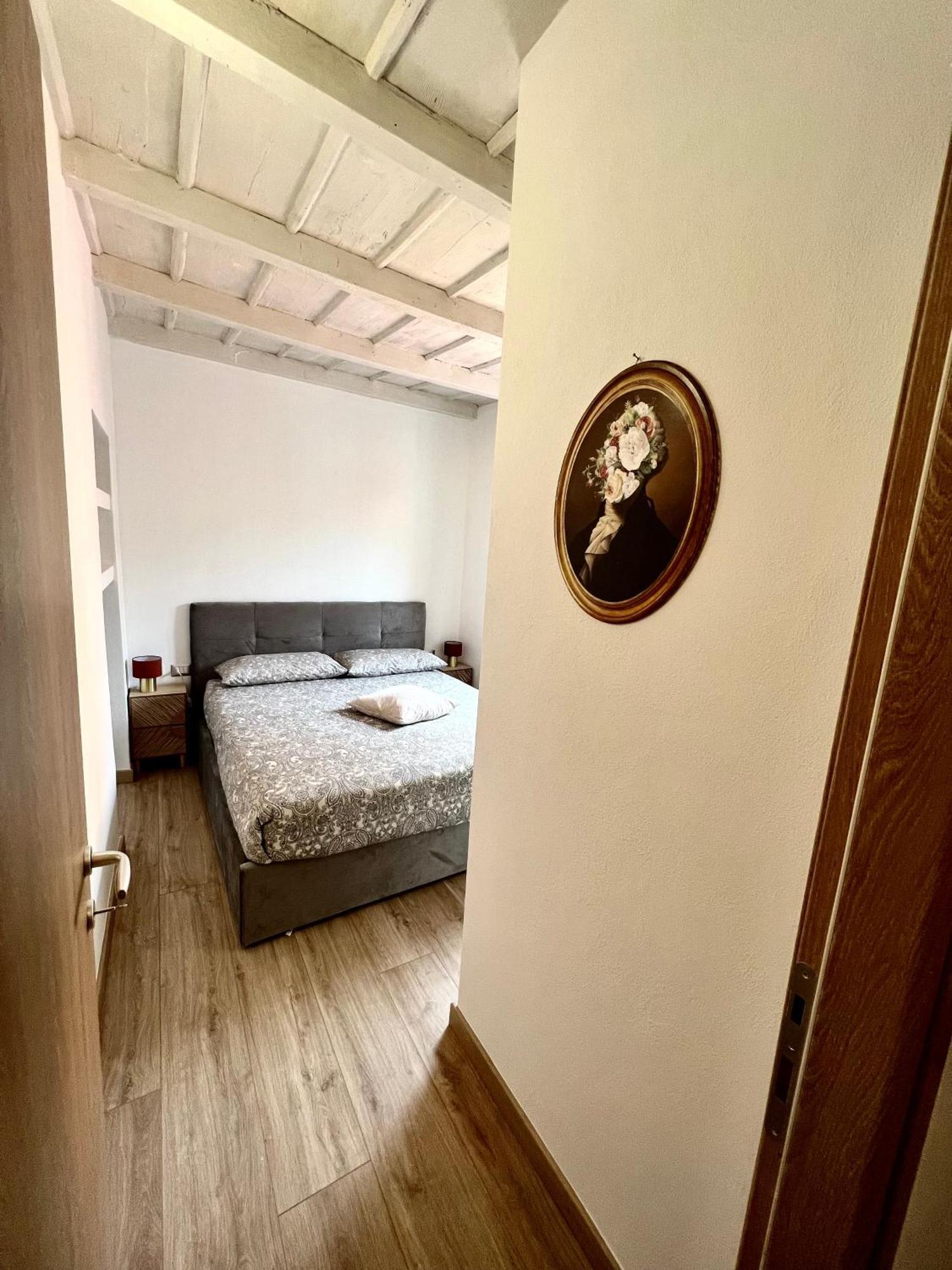 Casa Sul Lago Arona Luaran gambar